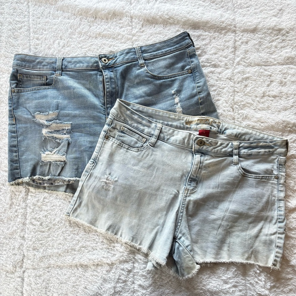 Lightwash blue denim shorts Bundle